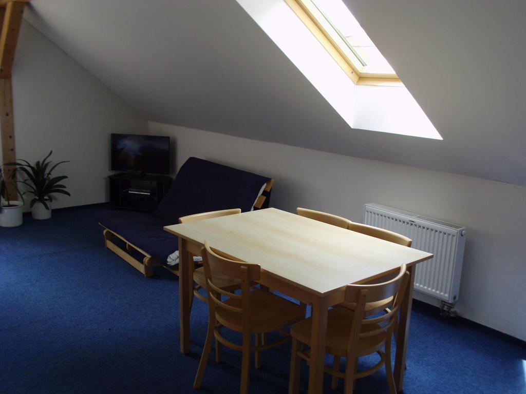 Apartmány Doma Janov nad Nisou Habitación foto